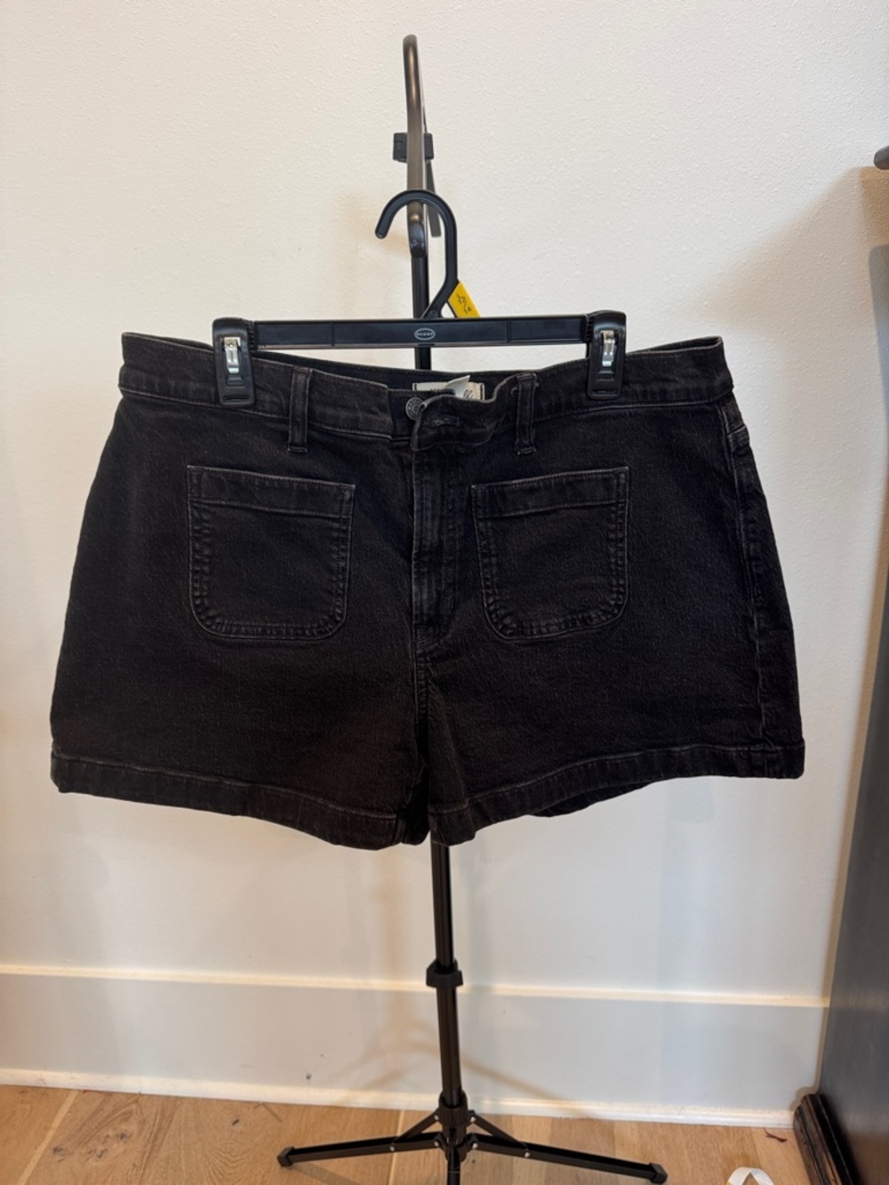 Madewell Black Denim Patch-Pocket Shorts - Picture 1 of 5